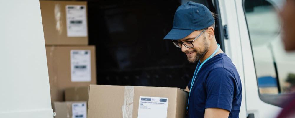 Shining a Light on Blind Shipping: The Pros, Cons, and Best Practices